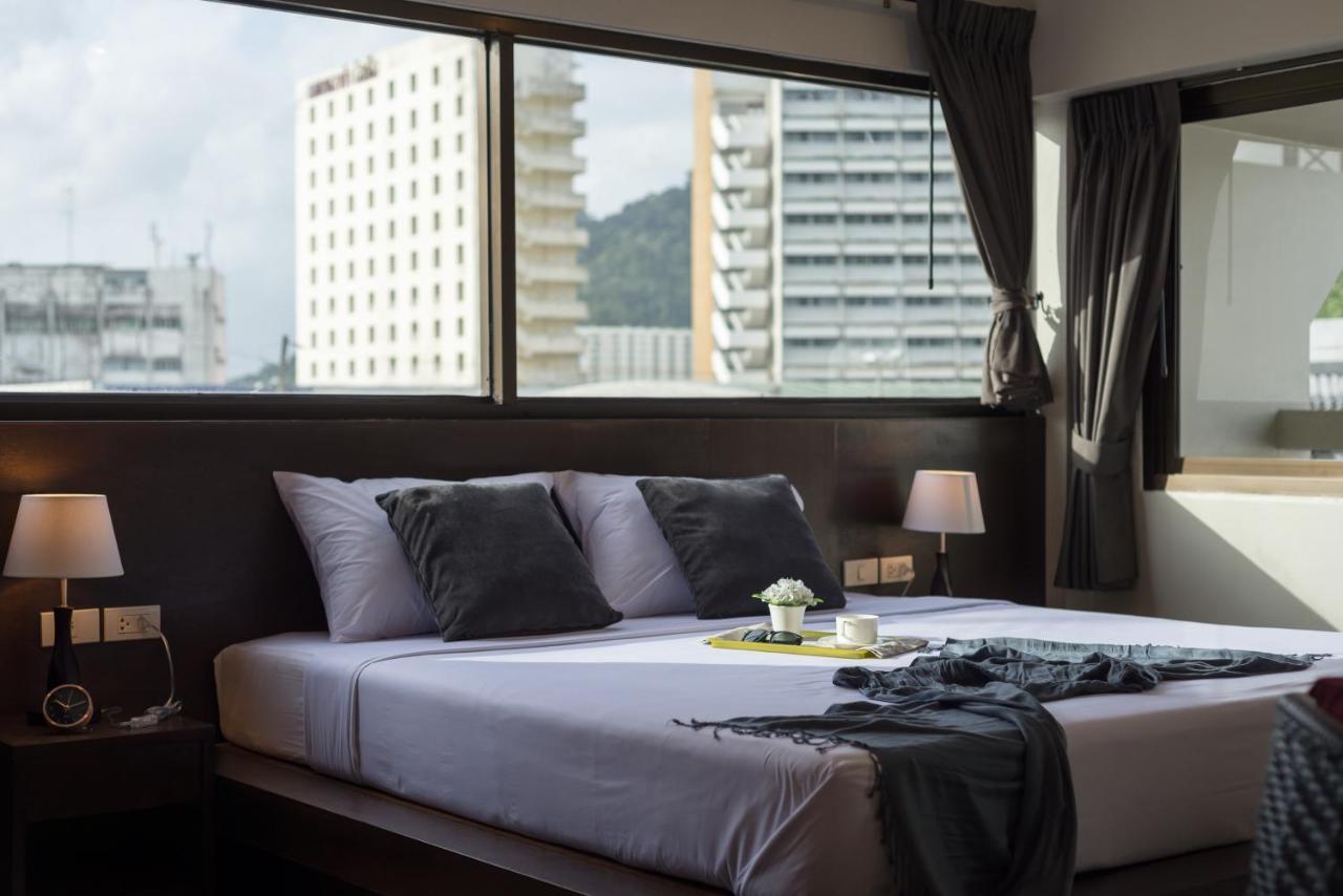 Green Leaf Hostel Phuket Bagian luar foto