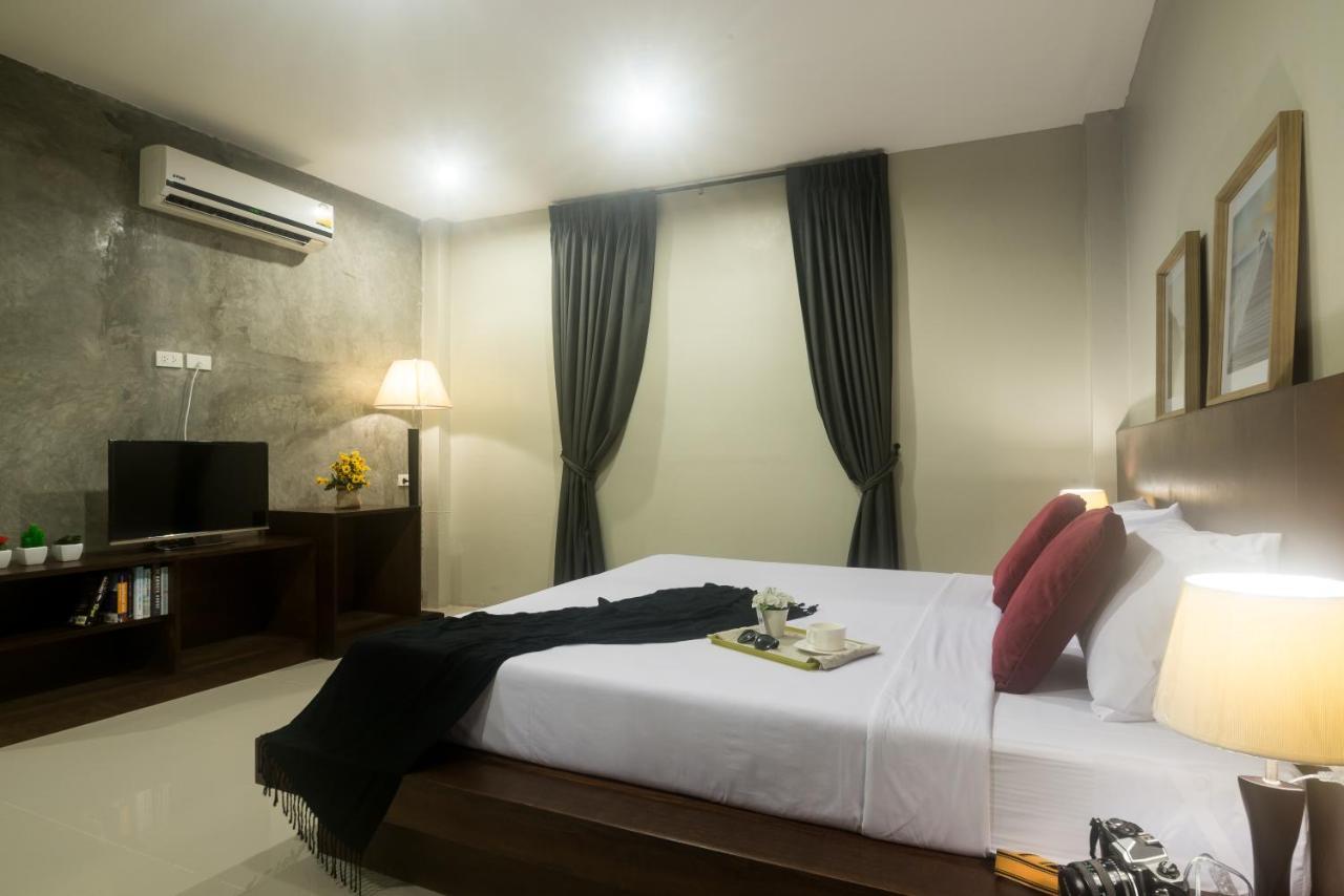 Green Leaf Hostel Phuket Bagian luar foto