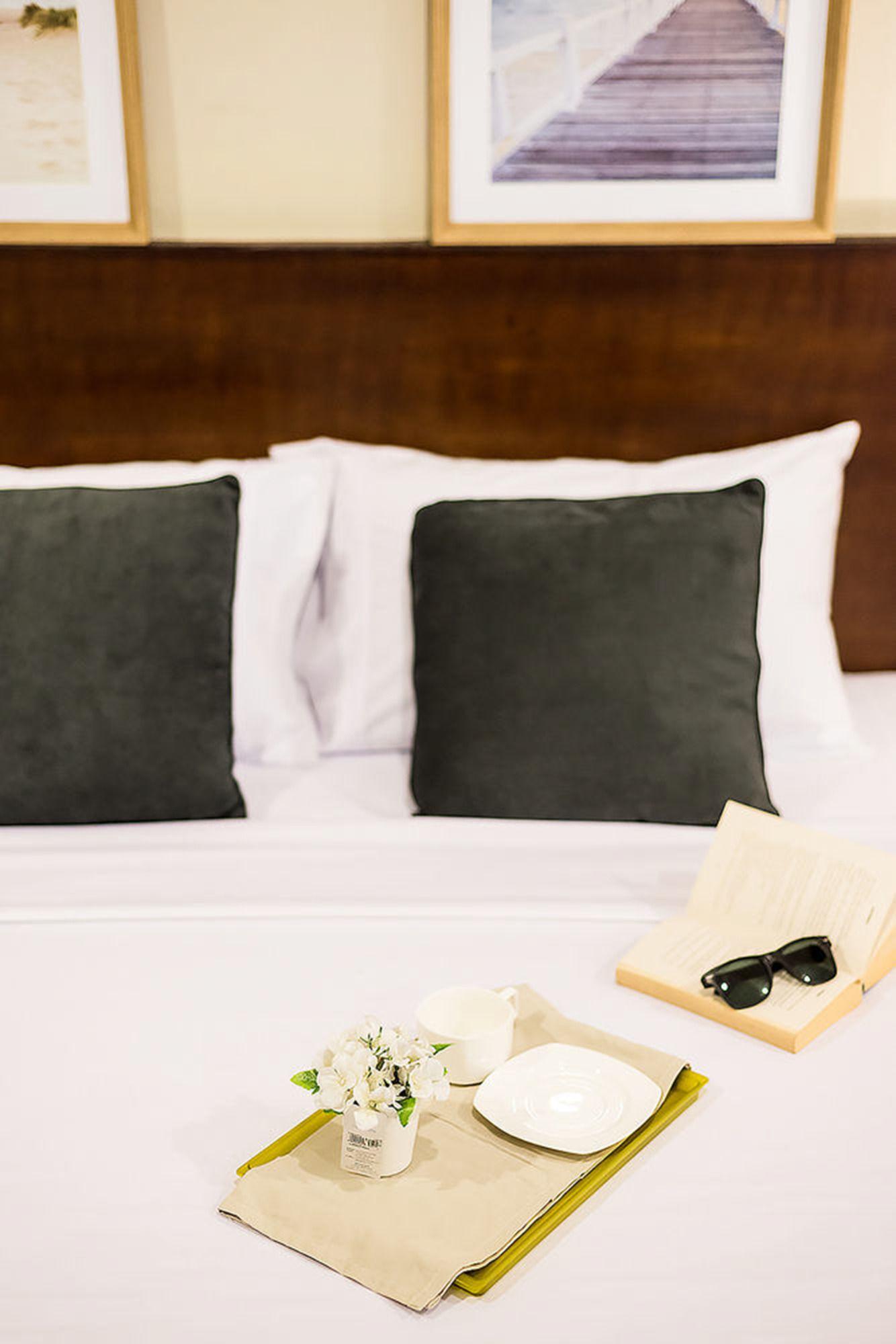 Green Leaf Hostel Phuket Bagian luar foto