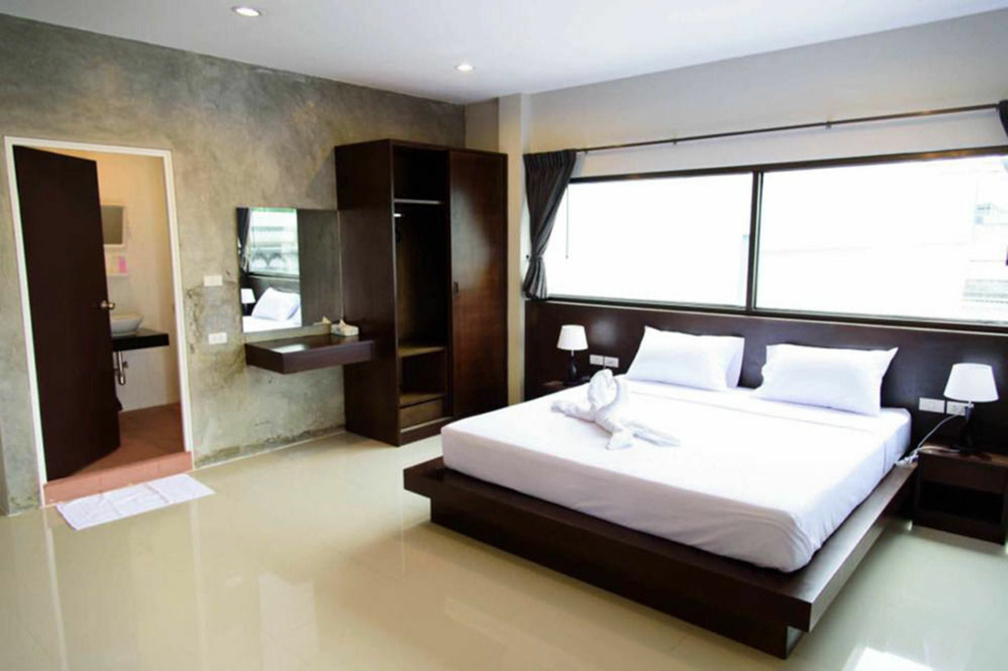 Green Leaf Hostel Phuket Bagian luar foto