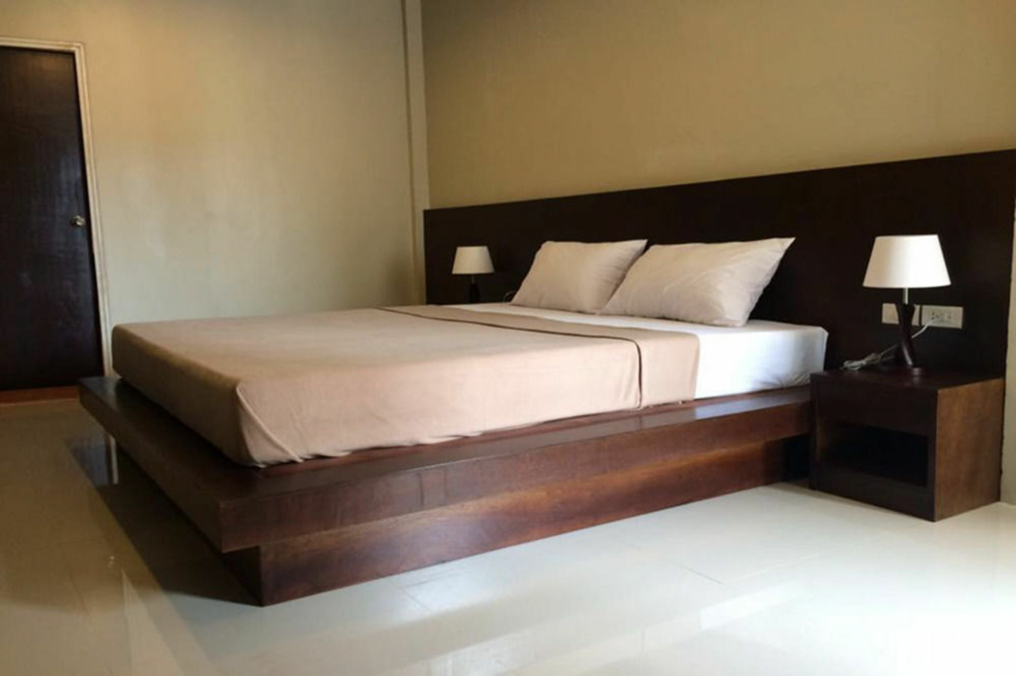 Green Leaf Hostel Phuket Bagian luar foto